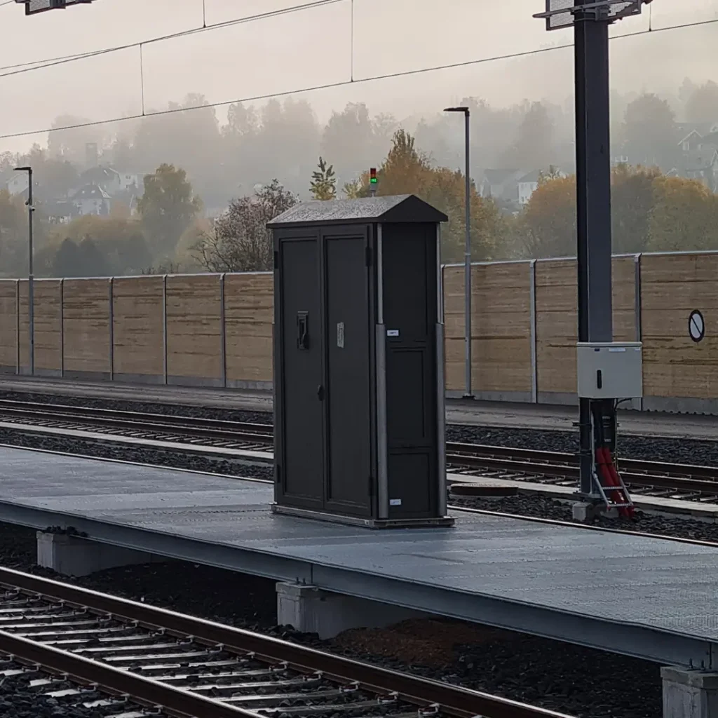 Einhausungen im Bahnbereich